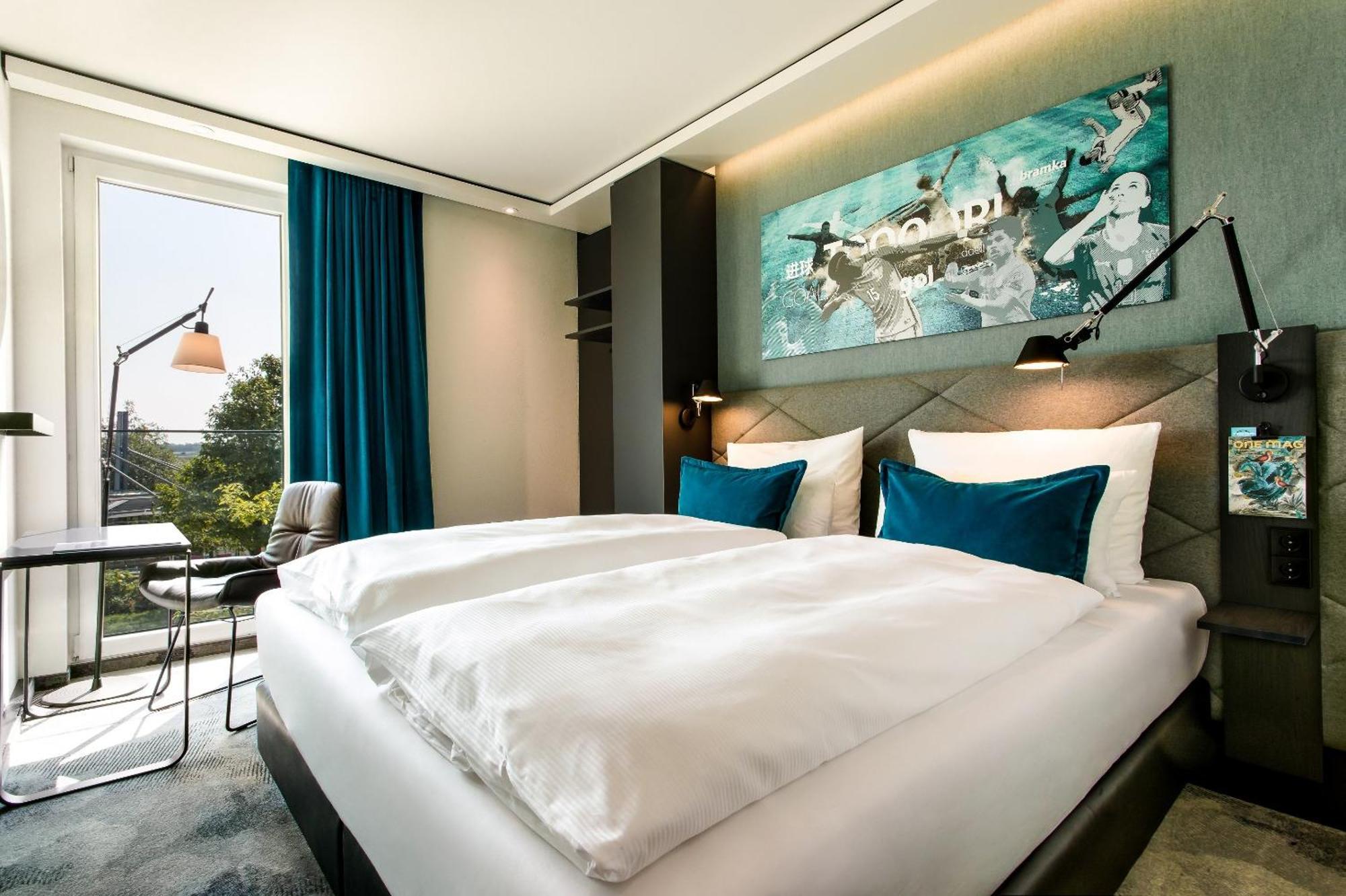 Motel One Munchen-Garching Гархинг-бай-Мюнхен Экстерьер фото